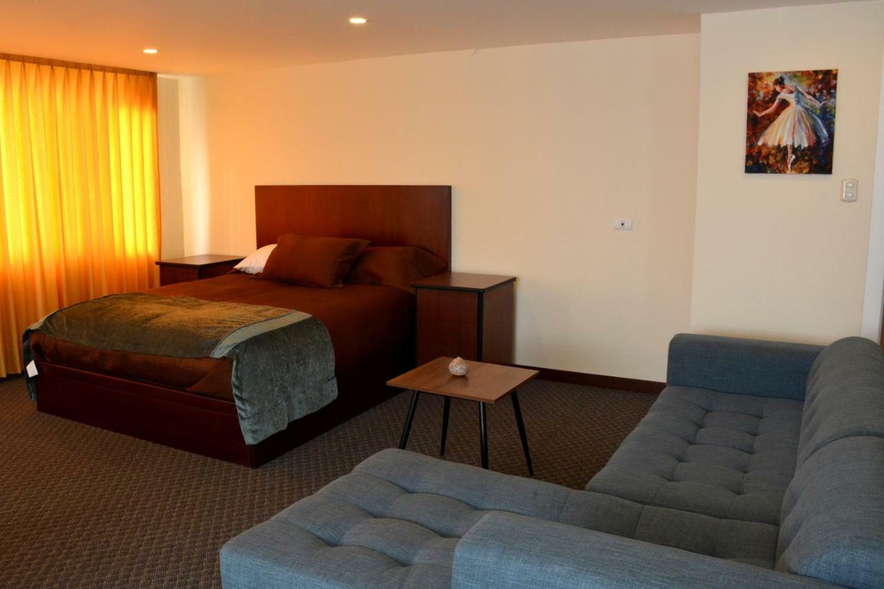 Los Angeles Stay Inn Quito Esterno foto