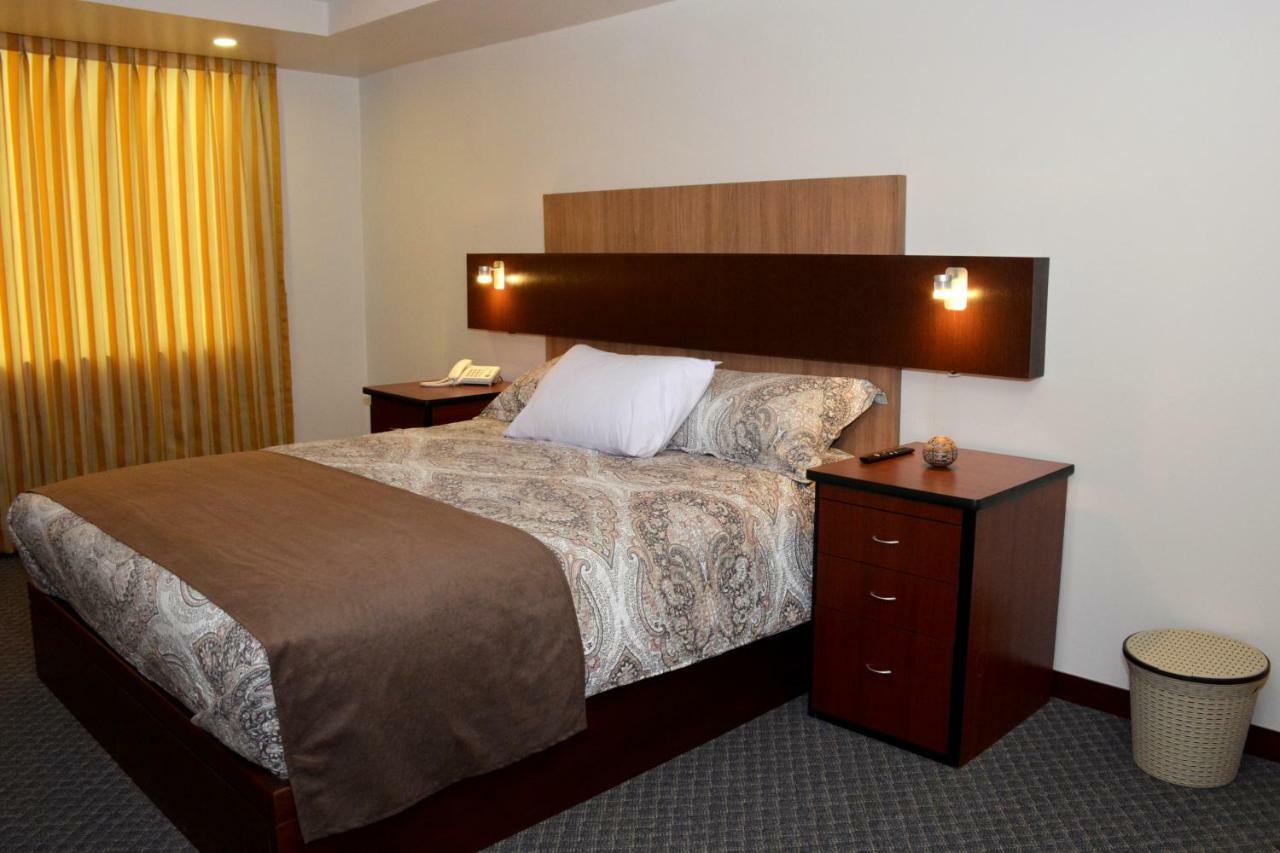 Los Angeles Stay Inn Quito Esterno foto
