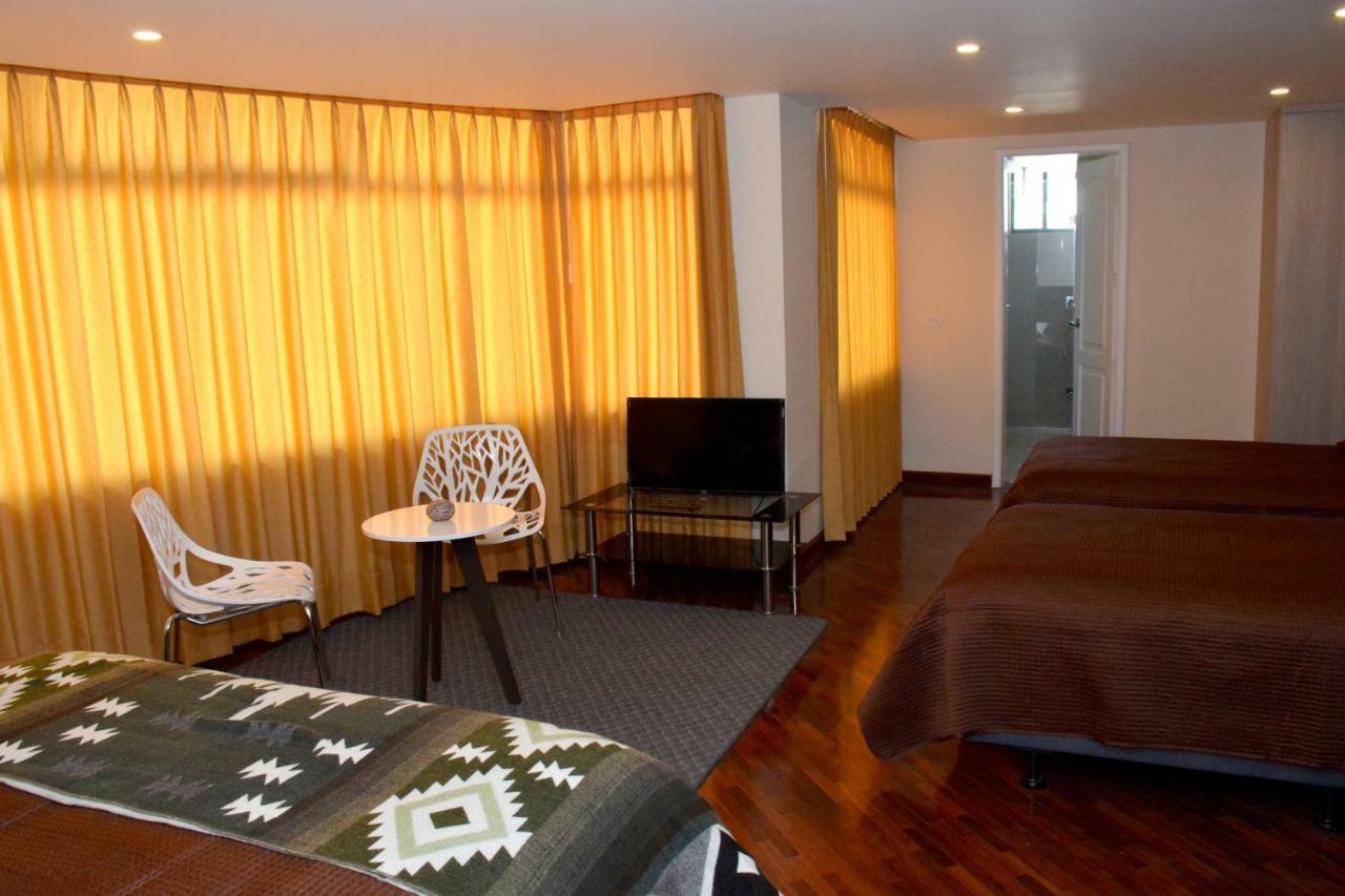 Los Angeles Stay Inn Quito Esterno foto