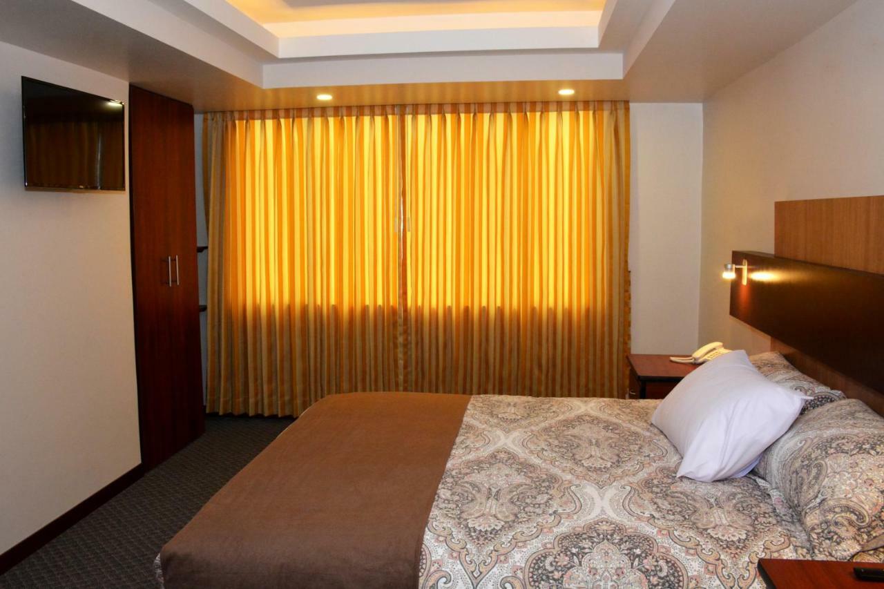 Los Angeles Stay Inn Quito Esterno foto