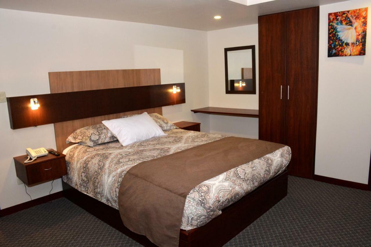 Los Angeles Stay Inn Quito Esterno foto
